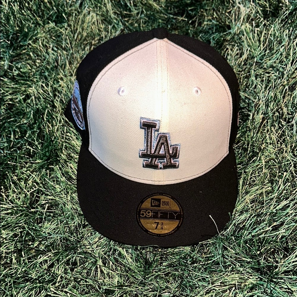 New Era Black and White LA Cap